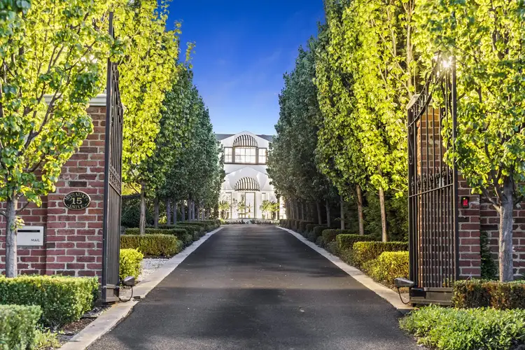 15 Marathon Drive, Mount Eliza VIC 3930