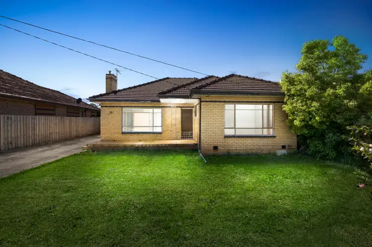 32 Seventh Avenue, Altona North VIC 3025