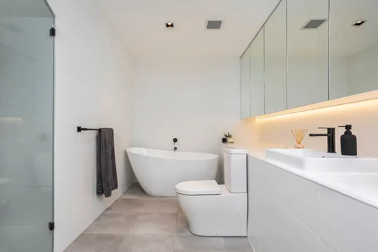 Sixth view of Homely apartment listing, 2/2A Gilbert Street, Manly NSW 2095