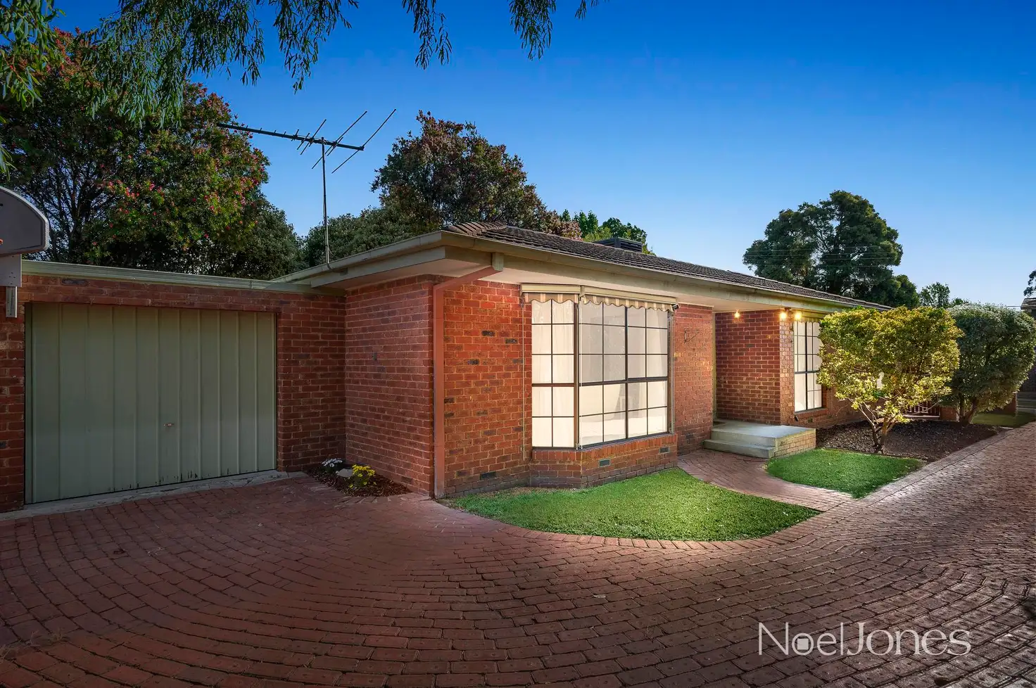 Main view of Homely unit listing, 1/39 Peter Avenue, Blackburn North VIC 3130