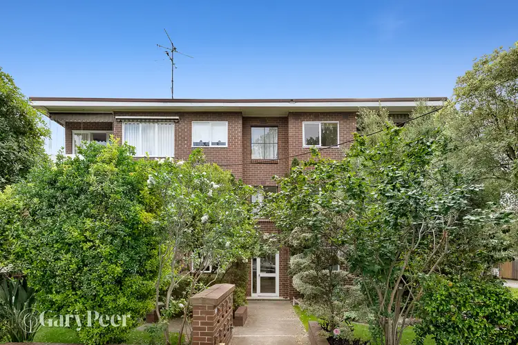 1/10 Valentine Grove, Armadale VIC 3143