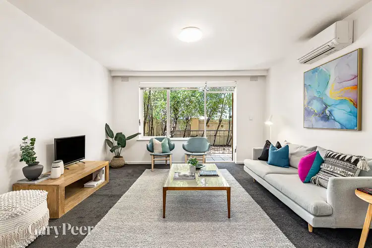 2/663 Inkerman Road, Caulfield North VIC 3161