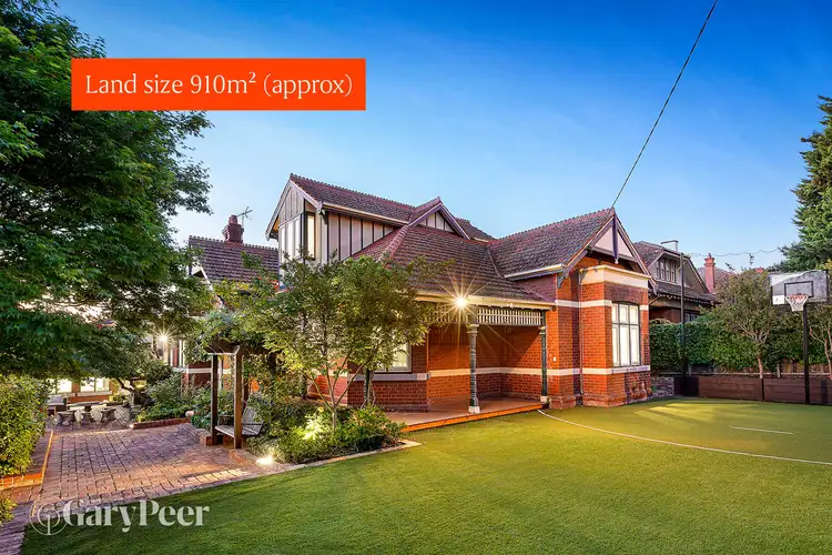 16 Hawthorn Road, Caulfield North VIC 3161