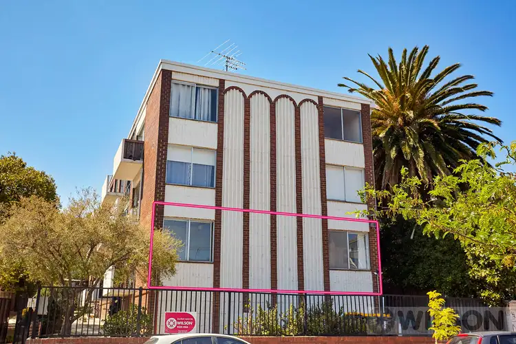 1/68 Alma Road, St Kilda VIC 3182
