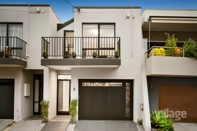 6 Emma Street, Seddon VIC 3011