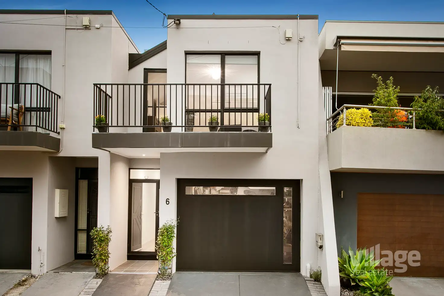 Main view of Homely townhouse listing, 6 Emma Street, Seddon VIC 3011