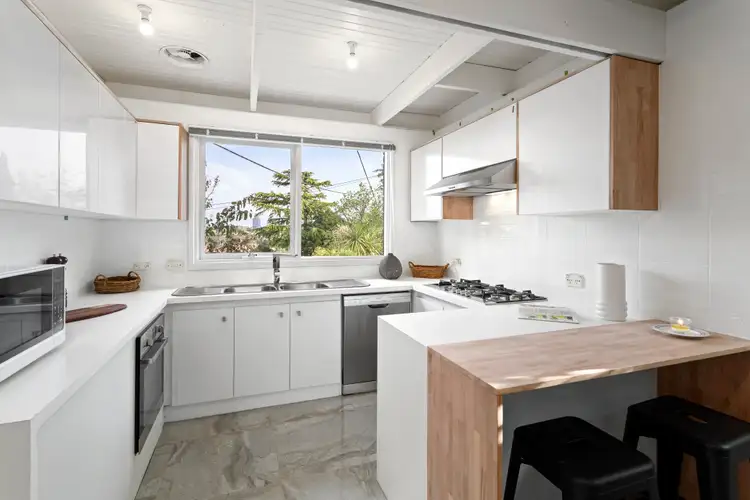 Fifth view of Homely house listing, 6 Ebon Court, Doncaster VIC 3108