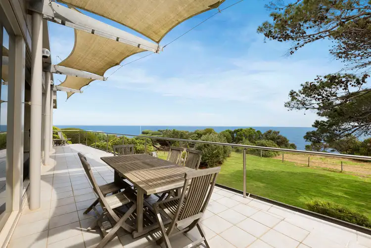 53 Rosserdale Crescent, Mount Eliza VIC 3930