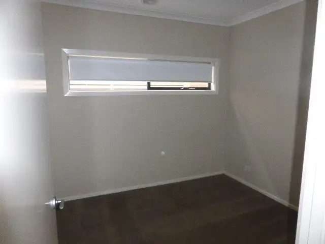 Fourth view of Homely townhouse listing, 2/3 Ponsford Drive, Point Cook VIC 3030