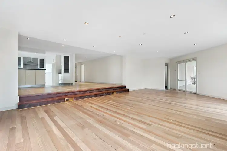 Fifth view of Homely house listing, 8 Thurso Court, Endeavour Hills VIC 3802