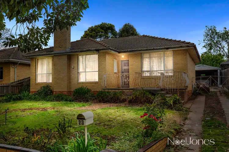23 Caroline Crescent, Blackburn North VIC 3130