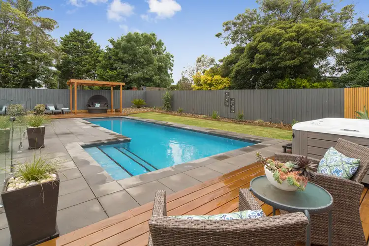 12 Dolphin Street, Mount Eliza VIC 3930