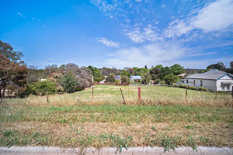 12 Brigade Avenue, Campbells Creek VIC 3451