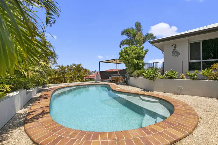 8 Federation Court, Southside QLD 4570