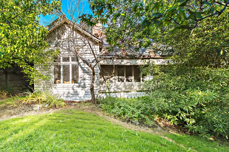 10 Middlesex Road, Surrey Hills VIC 3127