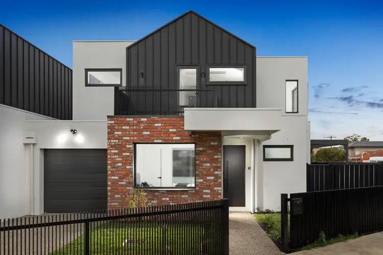 2/1 Queen Street, Altona VIC 3018