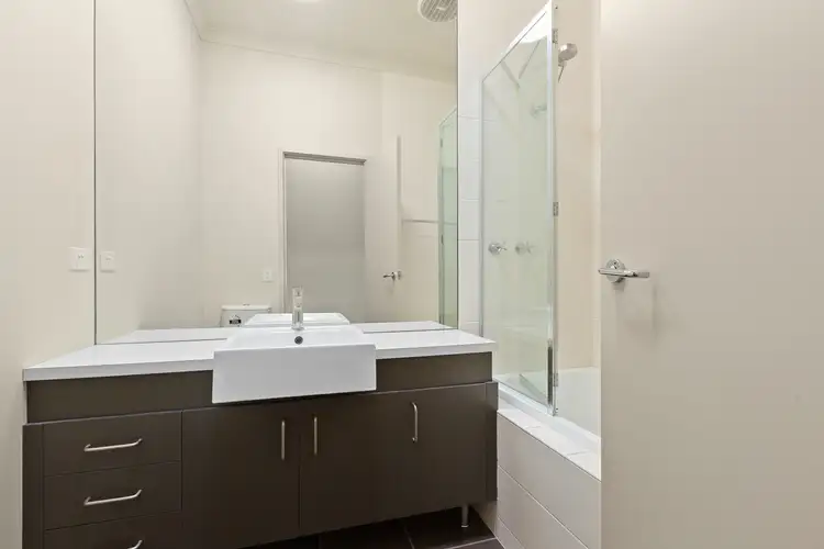 Sixth view of Homely unit listing, 2/29 Loughnan Road, Ringwood VIC 3134