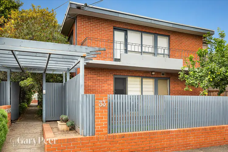 2/33 Elm Grove, St Kilda East VIC 3183