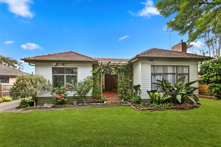 66 Eastfield Road, Croydon South VIC 3136