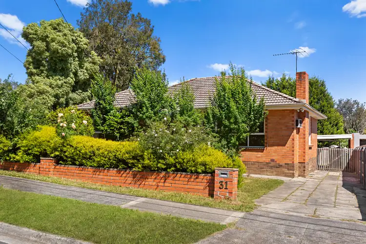 31 Railway Avenue, Ringwood East VIC 3135