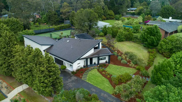 6 Pescara Place, Donvale VIC 3111