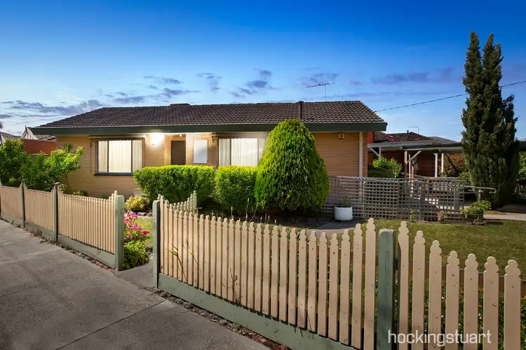 30 Curlew Avenue, Altona VIC 3018