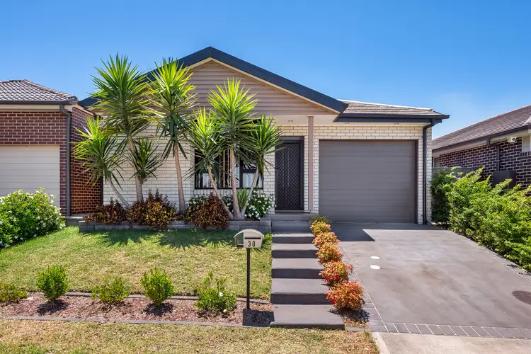 30 Montague Drive, Jordan Springs NSW 2747