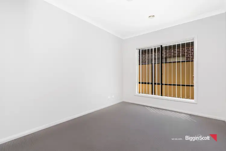 Sixth view of Homely house listing, 7 Ken James Place, Burnside Heights VIC 3023