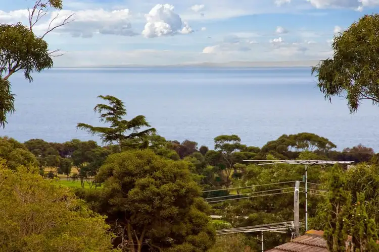 11 Dolphin Street, Mount Eliza VIC 3930