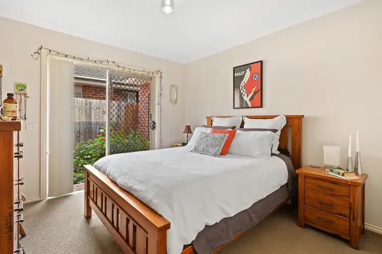 Fifth view of Homely unit listing, 6 Charlotte Place, Mooroolbark VIC 3138