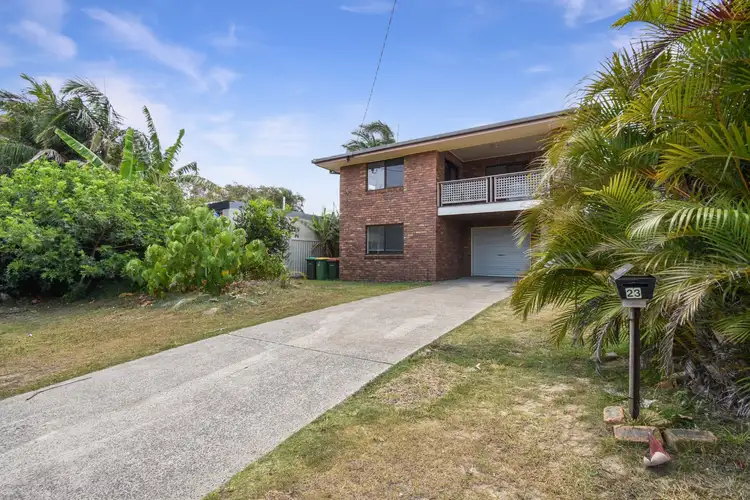 23 Currimundi Road, Currimundi QLD 4551