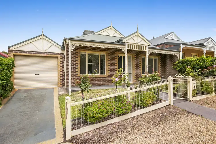 7 Lawson Court, Mornington VIC 3931