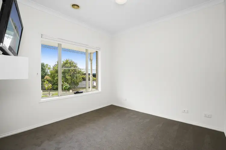 Fifth view of Homely house listing, 7 Lawson Court, Mornington VIC 3931