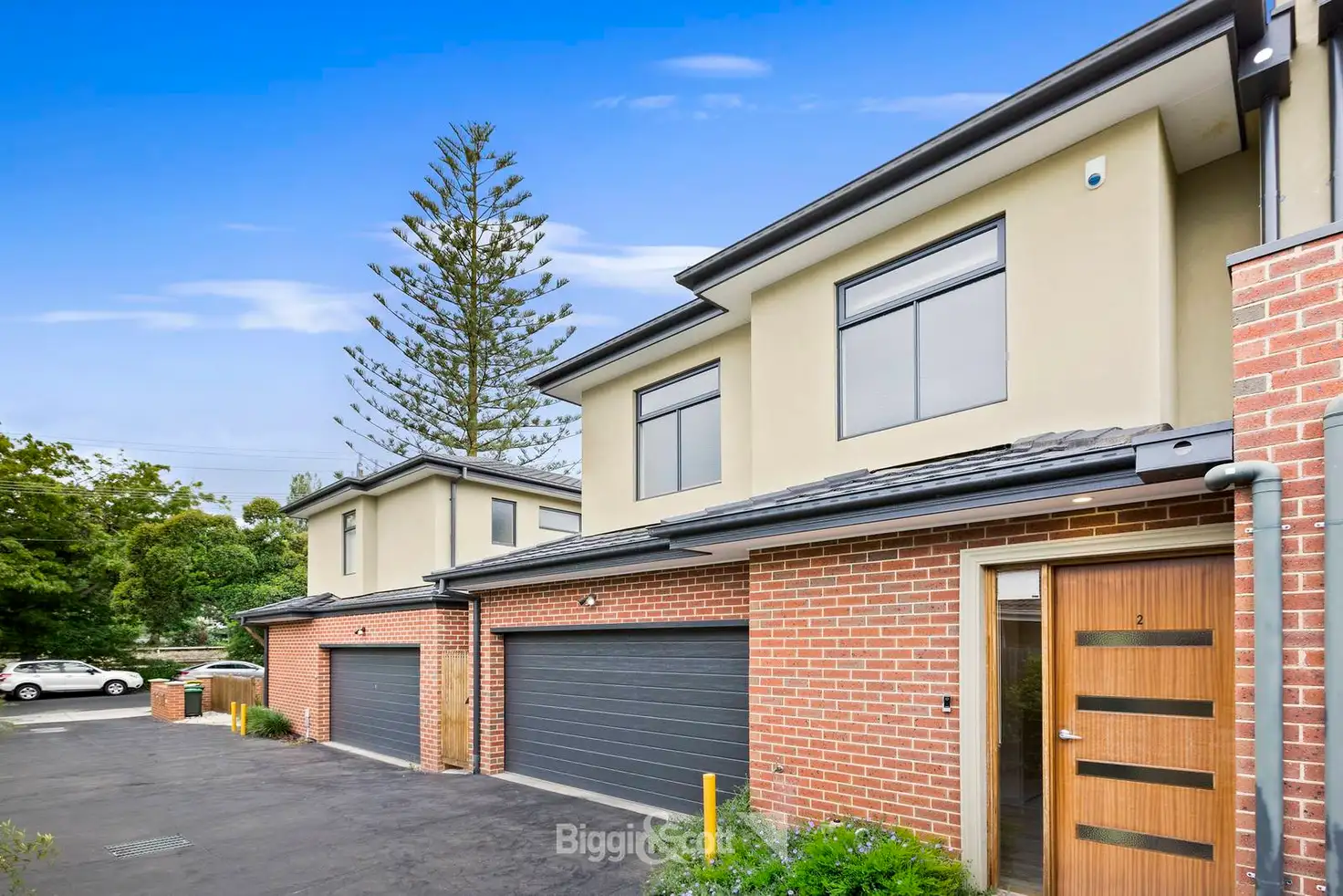 Main view of Homely townhouse listing, 2/18 Lorne Parade, Mont Albert VIC 3127