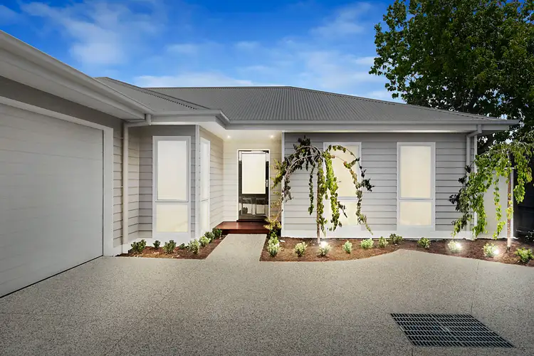 54 Armstrong Road, Mccrae VIC 3938