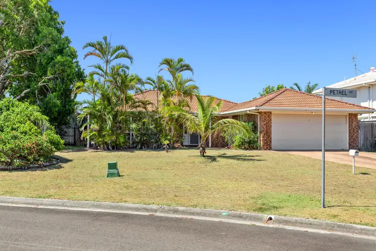 1 Petrel Court, Wurtulla QLD 4575