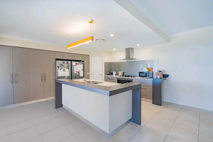 Seventh view of Homely house listing, 6 Kabi Court, Peppermint Grove Beach WA 6271