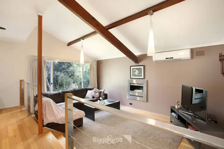 32 Ambleside Crescent, Berwick VIC 3806