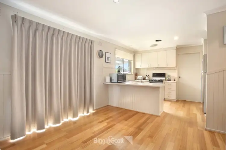 Fifth view of Homely house listing, 32 Ambleside Crescent, Berwick VIC 3806