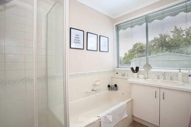 Sixth view of Homely house listing, 32 Ambleside Crescent, Berwick VIC 3806