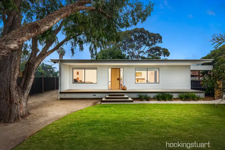 16 Bentley Road, Mccrae VIC 3938