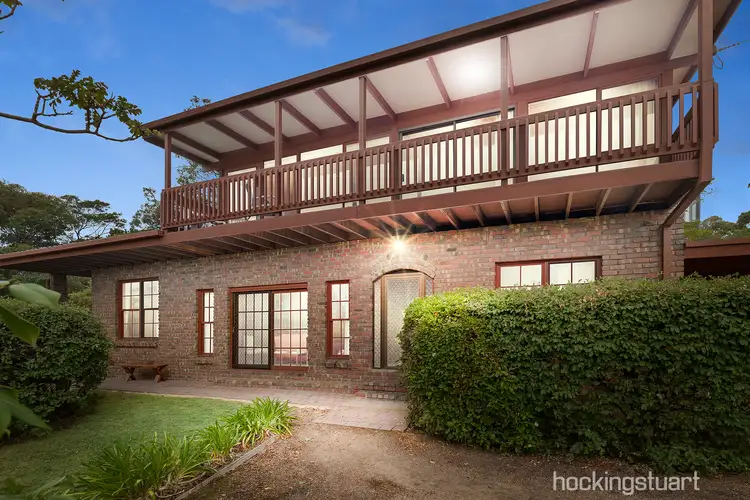8 Outlook Road, Mccrae VIC 3938