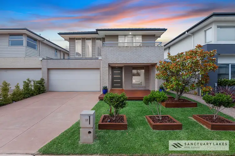 17 Celebration Drive, Sanctuary Lakes VIC 3030