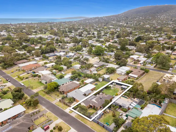 41 Potton Avenue, Rosebud VIC 3939