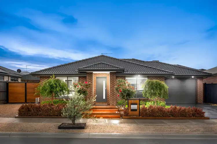 21 Portman Avenue, Melton West VIC 3337