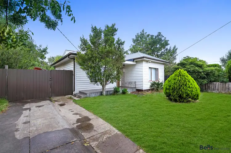 6 Boisdale Avenue, Sunshine North VIC 3020