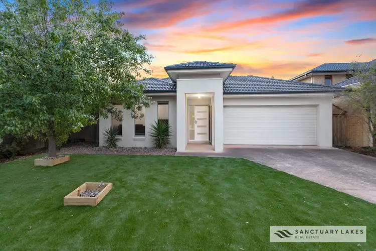 29 Riverglades Drive, Sanctuary Lakes VIC 3030