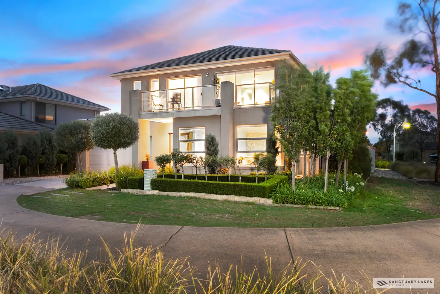 Main view of Homely house listing, 8 Bluechip Court, Sanctuary Lakes VIC 3030