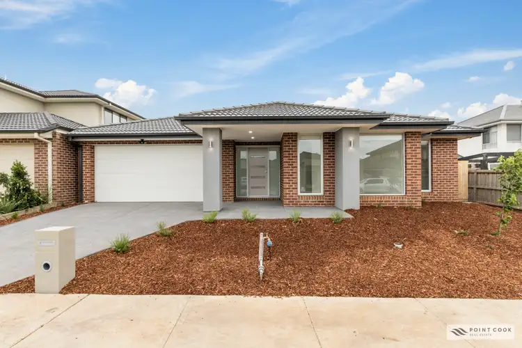 23 Flagstaff Crescent, Point Cook VIC 3030