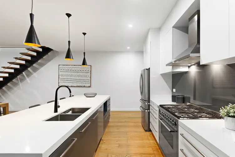 Sixth view of Homely townhouse listing, 42b Whitmuir Road, Bentleigh VIC 3204